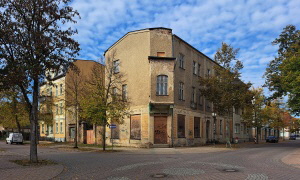 Geisterhaus in Alt-Rdersdorf Ecke Otto-Nuschke-Str. / Dr.-W.-Klz-Str.