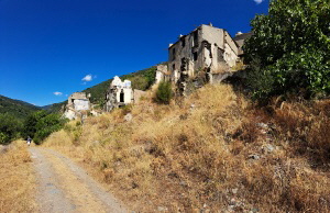 Ruinendorf Gairo Vecchio in Sardinien