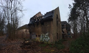 Lost Place Weissensee: Eingestürzter Dachstuhl