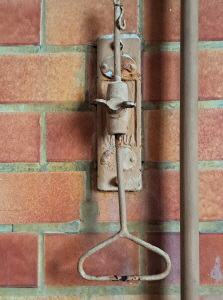 Verschiedenheit der erhalten gebliebenen Duscharmaturen