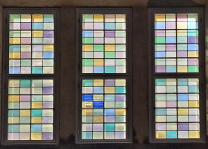 Glasfenster in der Frauenbadehalle