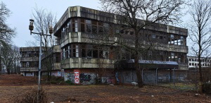 Moderne Ruine in Berlin: Sporthotel Hohenschnhausen