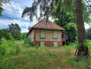 Lost Place: Verrammeltes Einfamilienhaus in Potsdam-Caputh