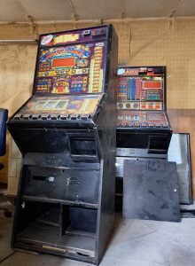 ausrangierte Spielautomaten Jokers Gold und Samurai