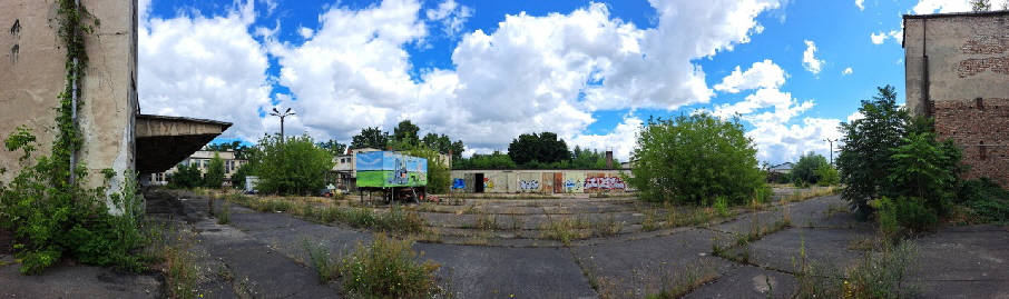 Hof des Fabrikgrundst�ckes