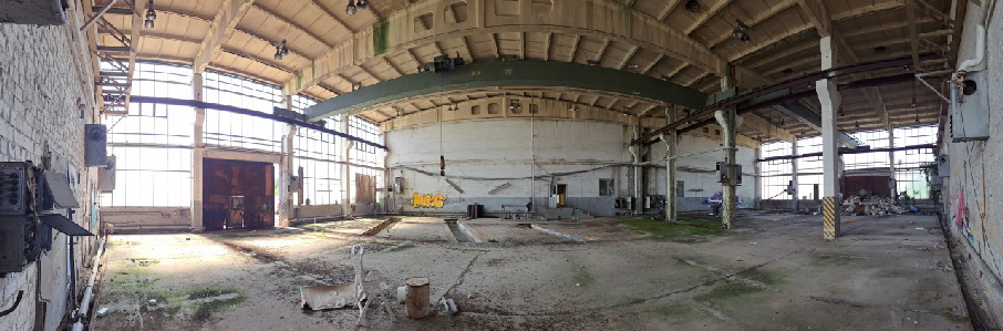 Leerstehende Gewerbehalle an der Wilhelmsdorfer Landstr. 43 in Brandenburg/Stadt