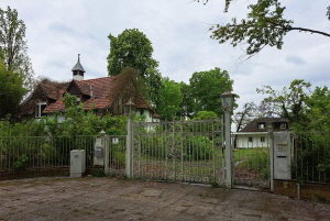 Eingangsportal Schwanenwerder 32