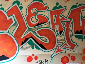 bunte Lost-Place-Grafitti in Diedersdorf